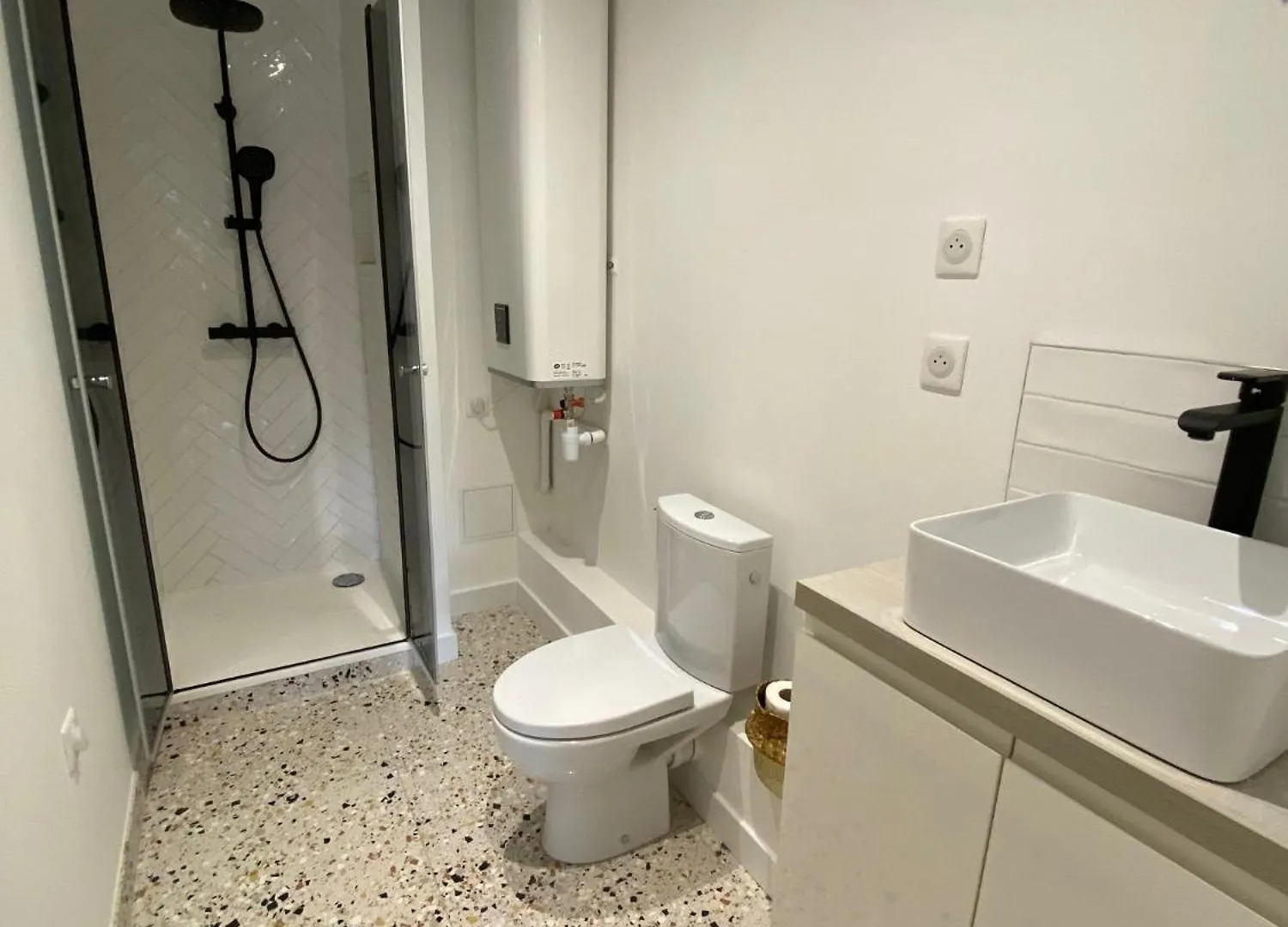 Apartment Les Jardins De La Mer - Calme - Terrasse - Parking - 200M De La Mer Les Lecques France